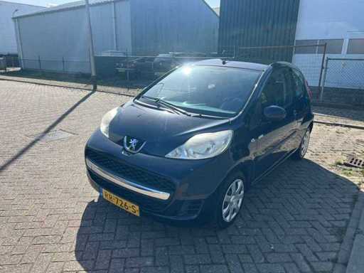 Peugeot 107 - 1.0-12V Millesim 200, RR-726-S