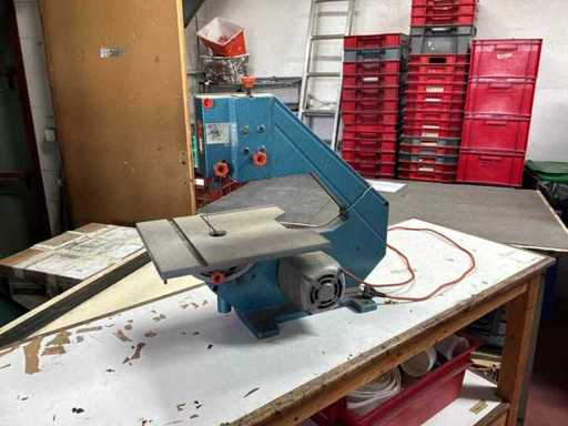 BLACK AND DECKER Band Saw