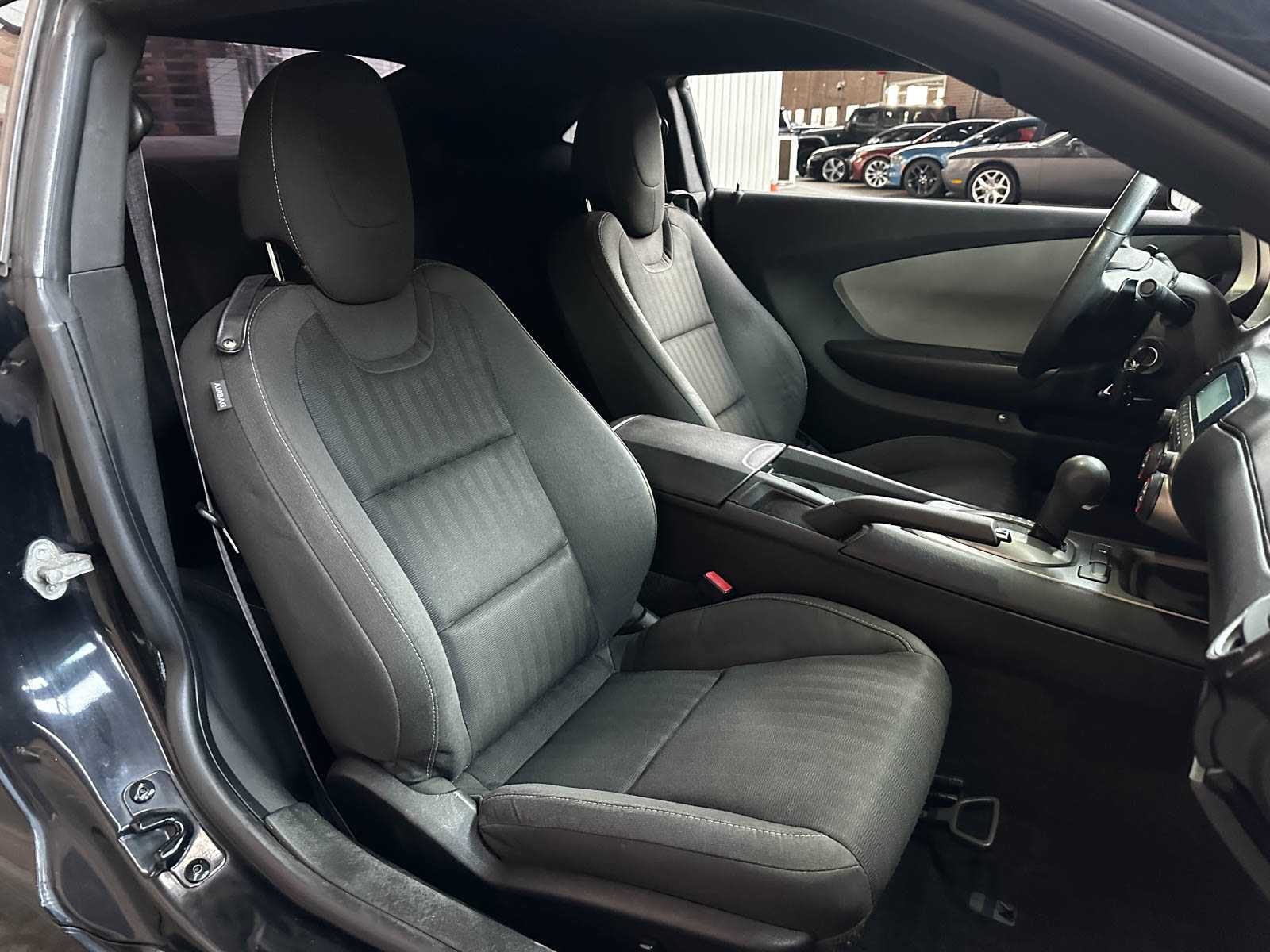 Chevrolet Camaro LS 3.6 V6 328pk 2014