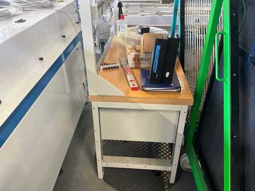 Workbench with accessories