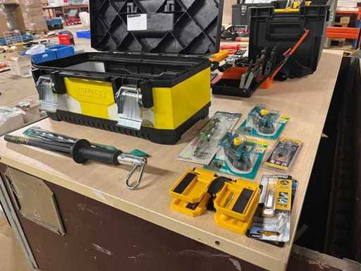 Różne narzędzia (np. Stanley, Wolfcraft) (30x)