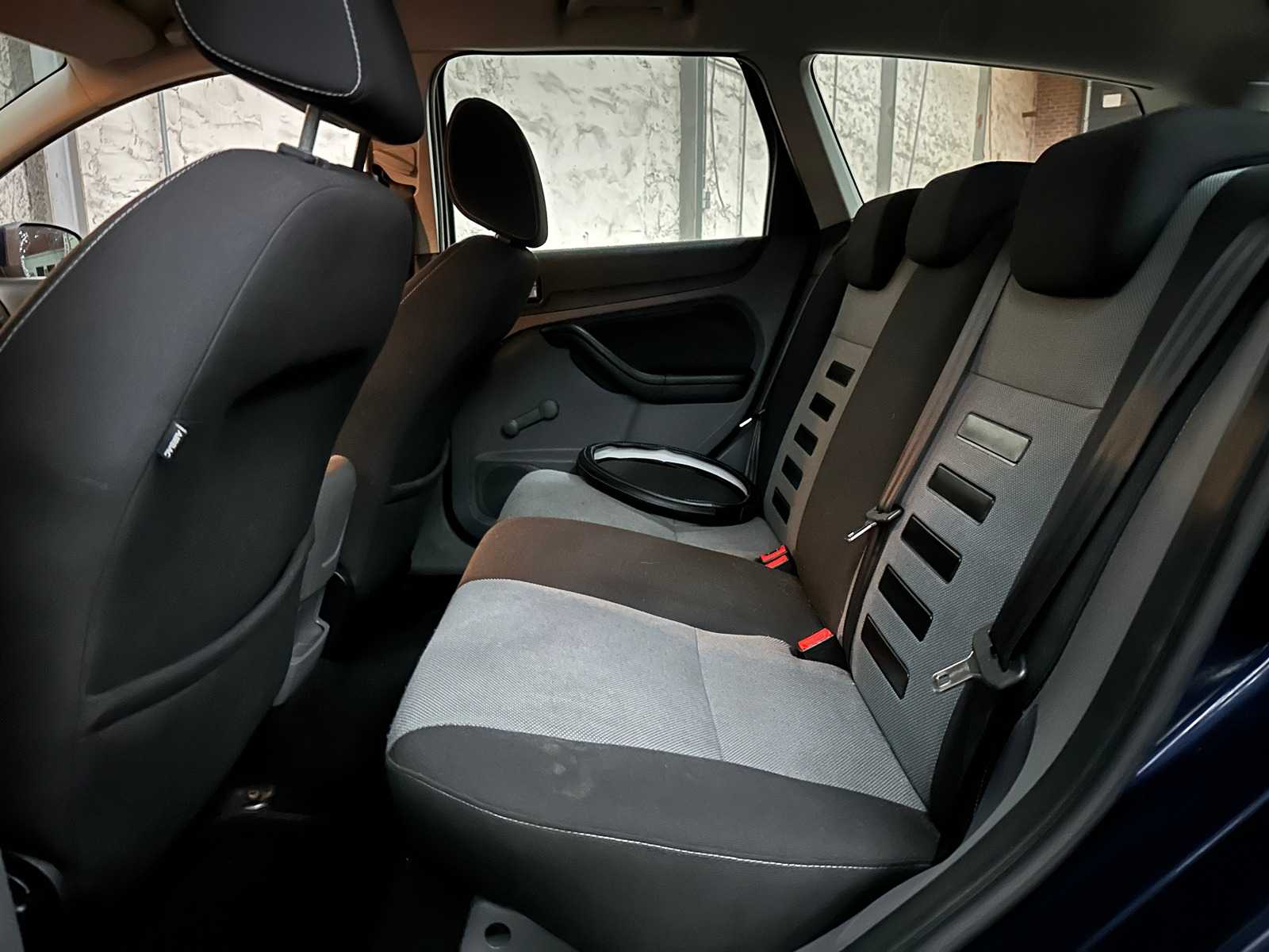 Ford Focus Wagon 1.6 Comfort 101pk 2012, 01-SZV-4