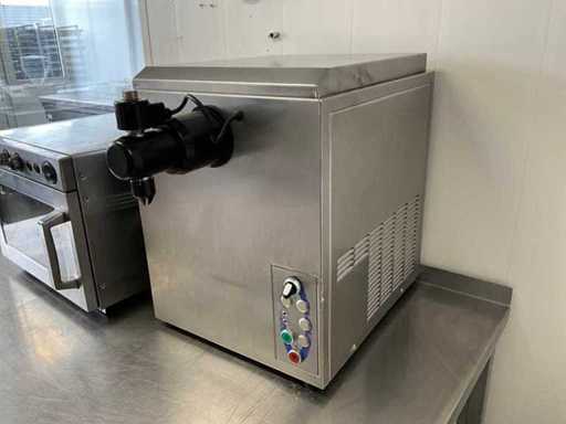 Machine à crème fouettée Sanomat ECM-auto 12L