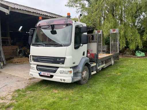 2008 DAF LF55 Lkw mit Kranarm