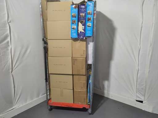 Rolcontainer met diverse producten