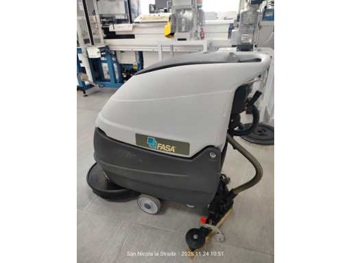 FASA A550 industrial floor scrubber