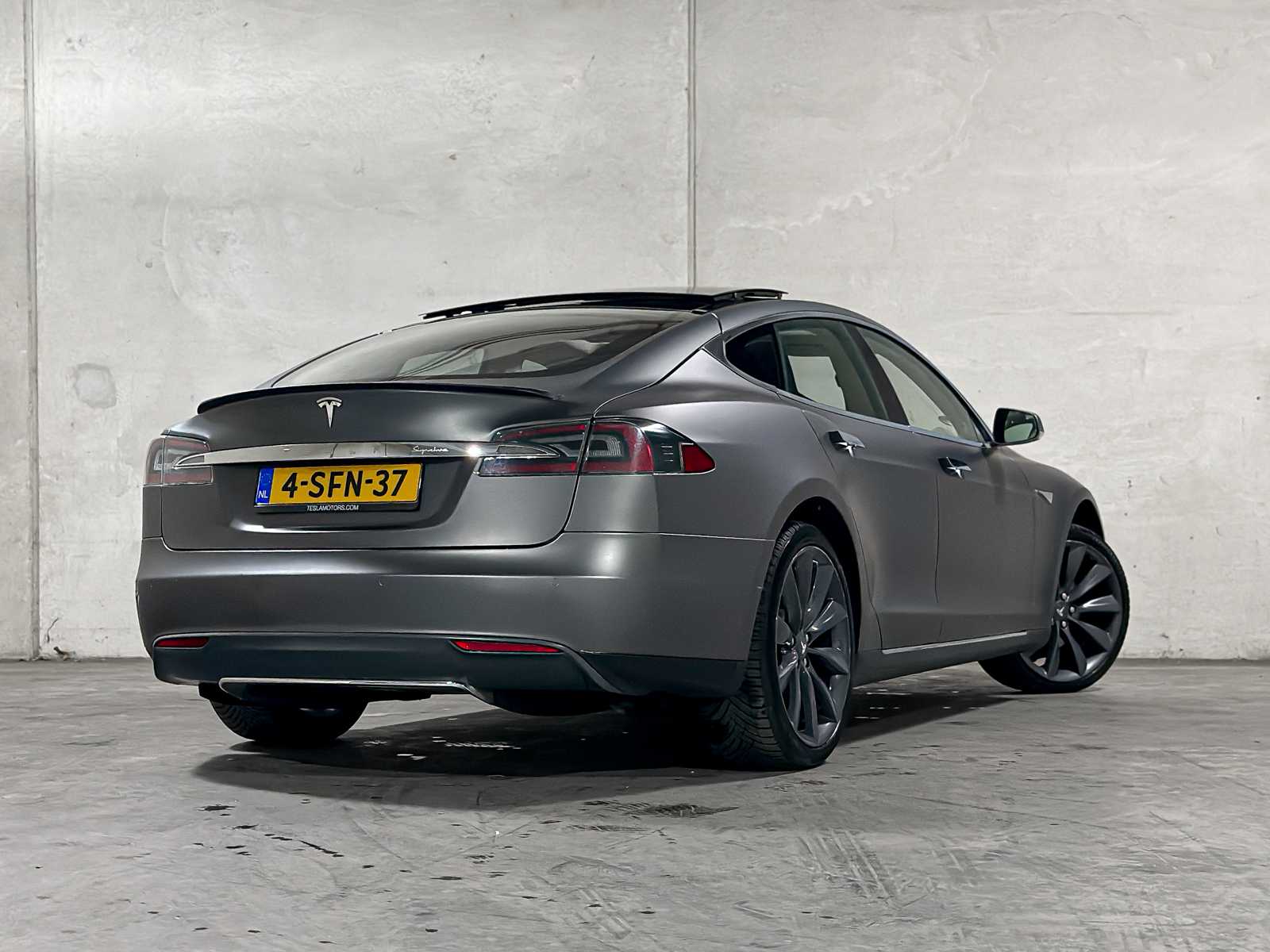 Tesla Model S 85 Performance 421pk 2013 (Origineel-NL) Free Supercharge, 4-SFN-37