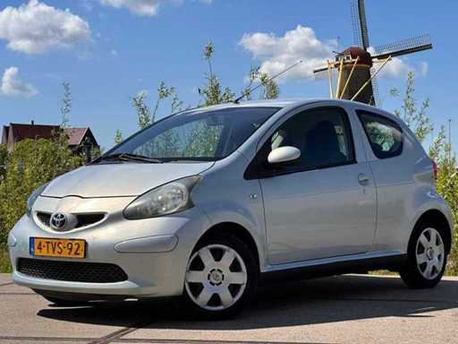 Cars and commercial vehicles in Spijkenisse