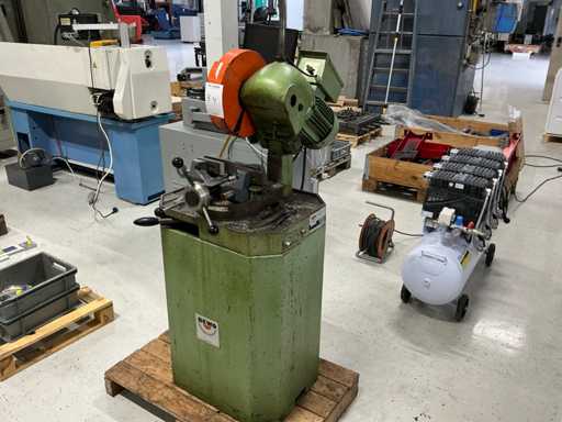 Ferăstrău circular Bewo CPO 250 LT