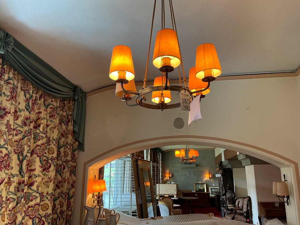 Post with four chandeliers
