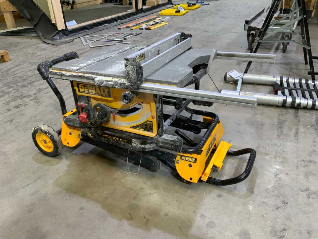 Dewalt DWE74911 XJ Panel Circular Saw Machine Troostwijk Auctions