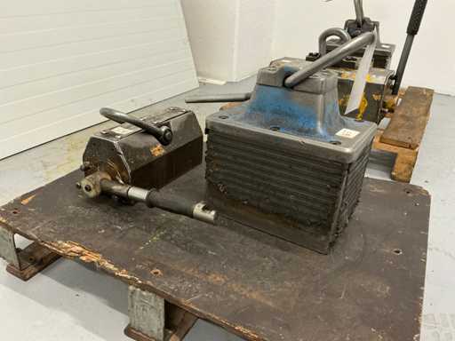 Magnetischer Aufzug (2x)