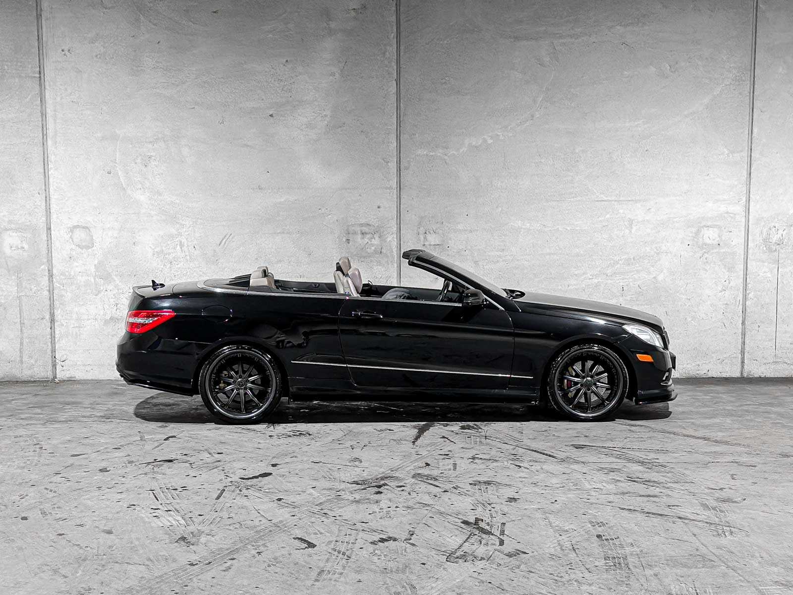 Mercedes-Benz E550 AMG Cabriolet Elegance 5.5 V8 387pk 2011 E-Klasse, NL-962-T