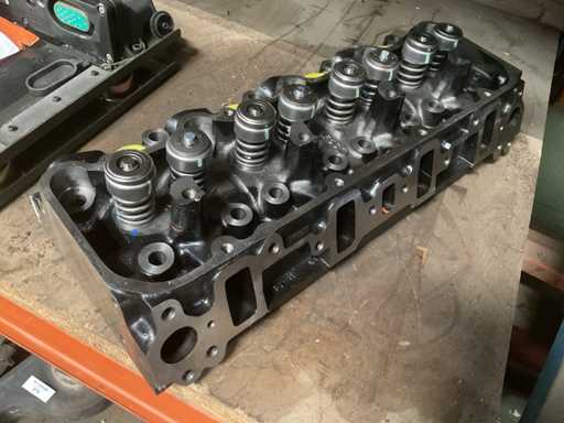 Diesel engine cylinder head