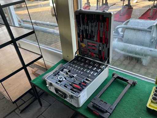 Kraftwelle 189-piece Tool Case with Contents