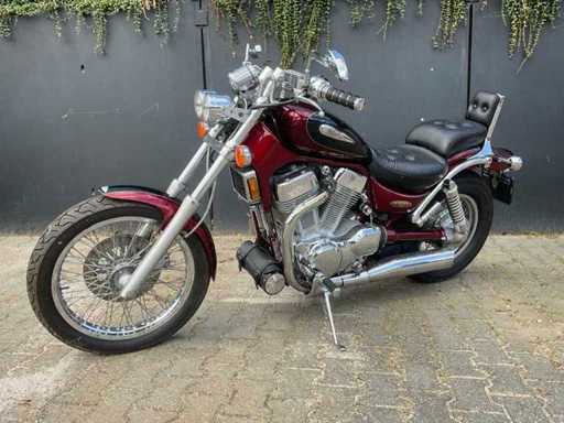 Suzuki Chopper VS 1400 Intruder Motorcycle