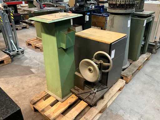 Macchina da punzonare