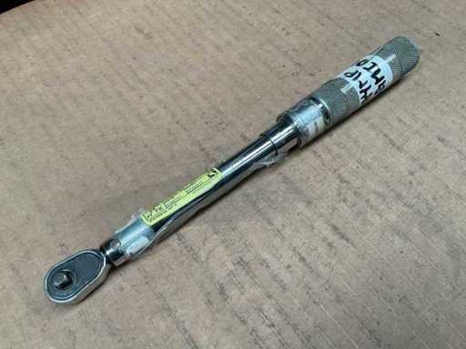 Cheia dinamometrică QD1R200 cu prindere