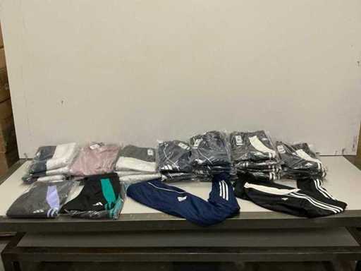 Partij diverse Adidas broeken (45x)