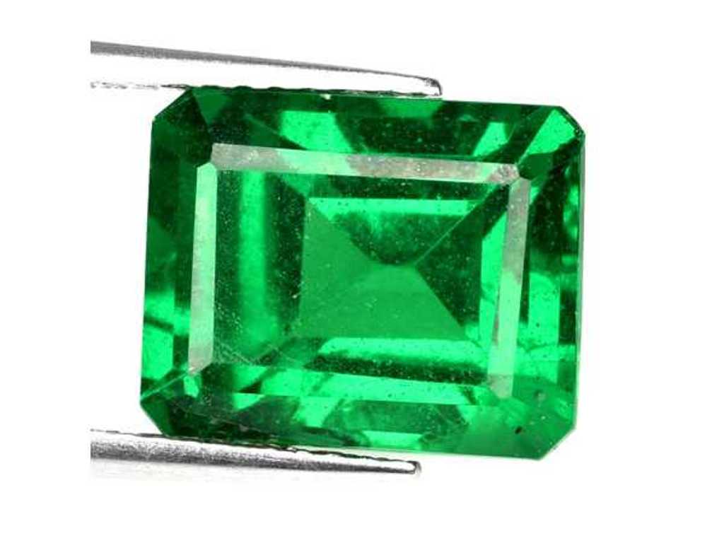 Natural Moldavite Glass (Green) 8.32 Carat