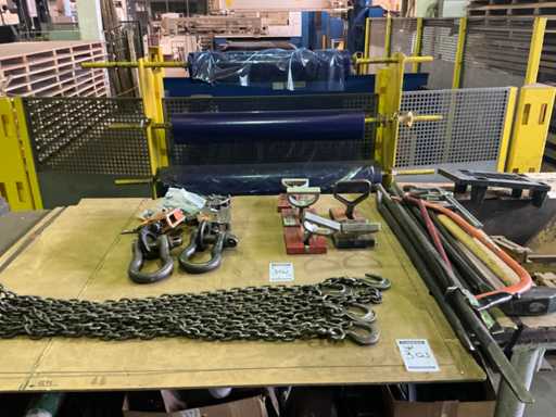 Batch of various hoisting equipment and hand tools