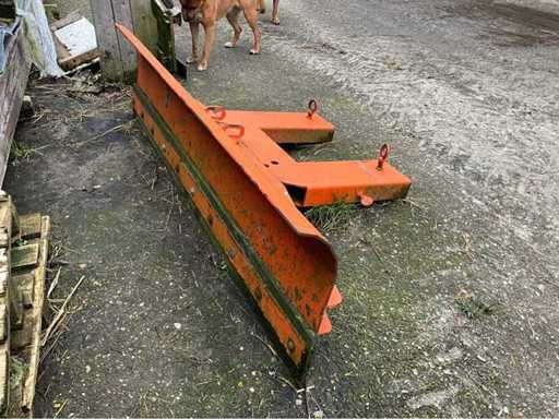 Betonblock Sneeuwschuiver