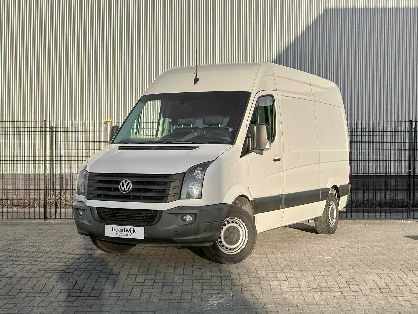 Volkswagen Crafter 50 2.0 TDI L2H1 BM 150PK 2016, VZ-045-R