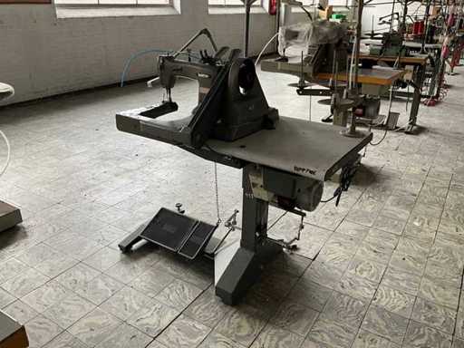 Brother DT6 B925 Arm=cap seam machine