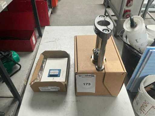 Sauer AVM234SF132-5 / EYE200F001 klepactuator met ruimteregelaar