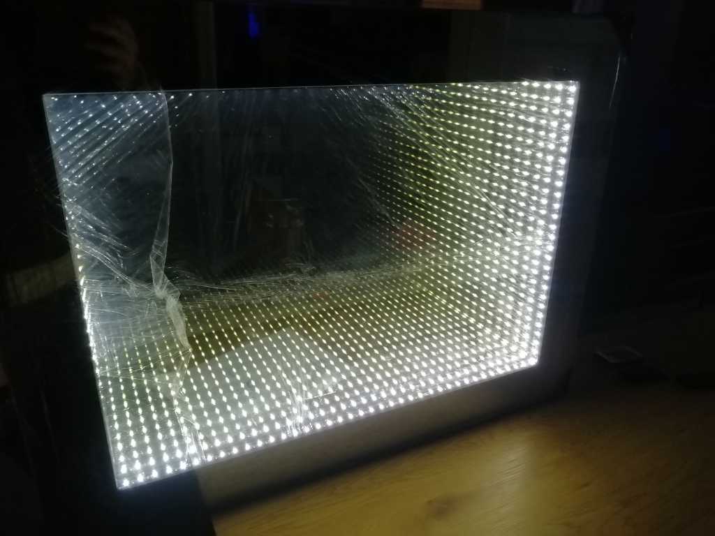 3D LED mirror