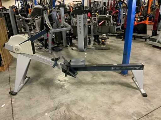 Rameur modèle 2 E pm4