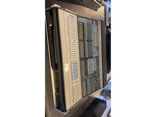 VENUE D-SHOW PROFILE + FLIGHTCASE