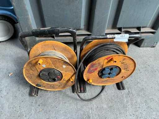 Extension cable reels (To be repaired) (2x)