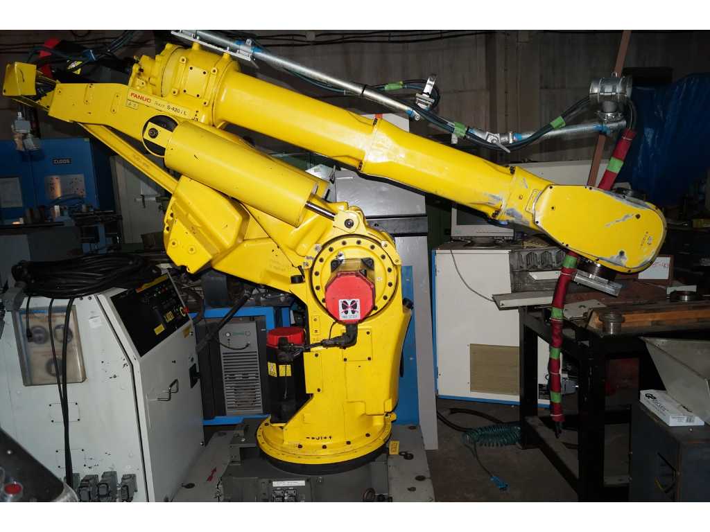 Fanuc - S-420iF - Chargeur robotisé - 1996