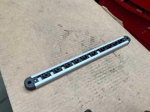 Magnétique de rail de douille