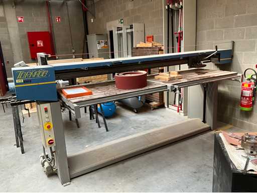 Tornado - Ponceuse à bande longue