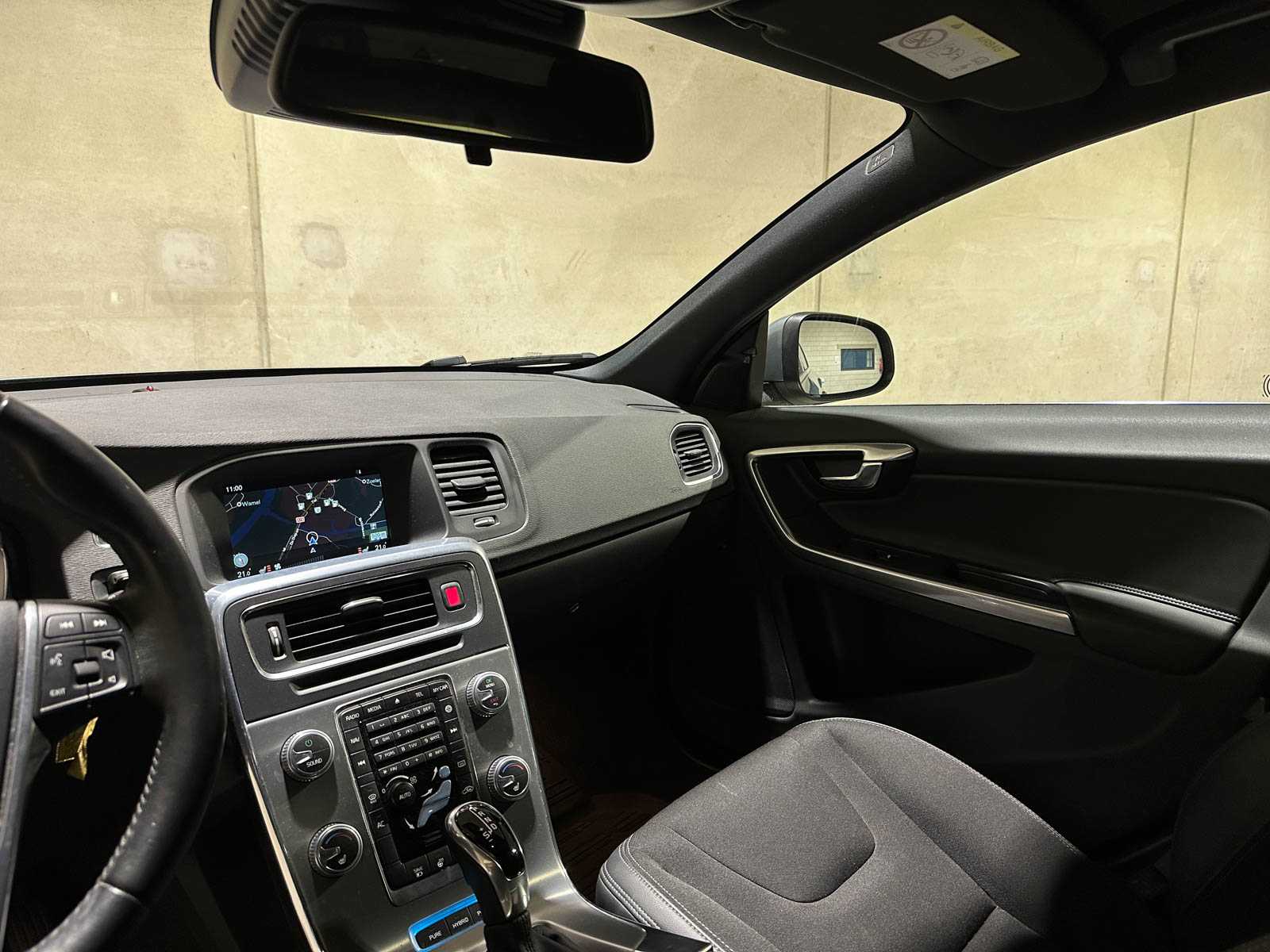 Volvo V60 2.4 D5 Twin Engine Special Edition 163pk 2015, NH-759-L