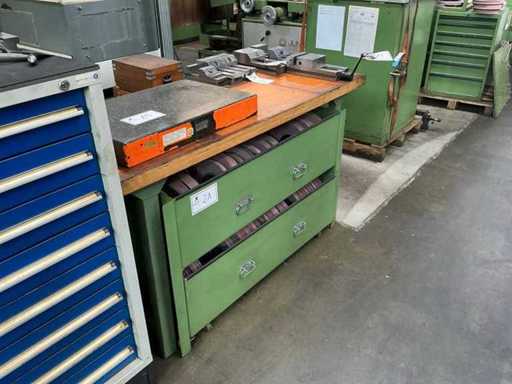 Workbench with contents