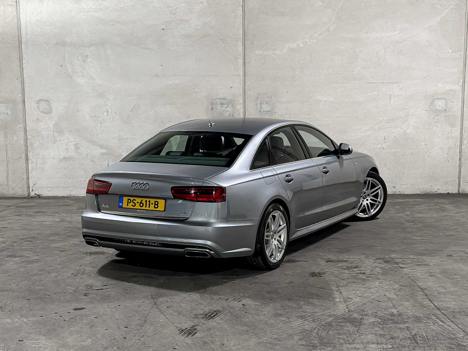 Audi A6 Limousine 1.8 TFSI S line Edition 190pk 2017 (Origineel-NL), PS-611-B