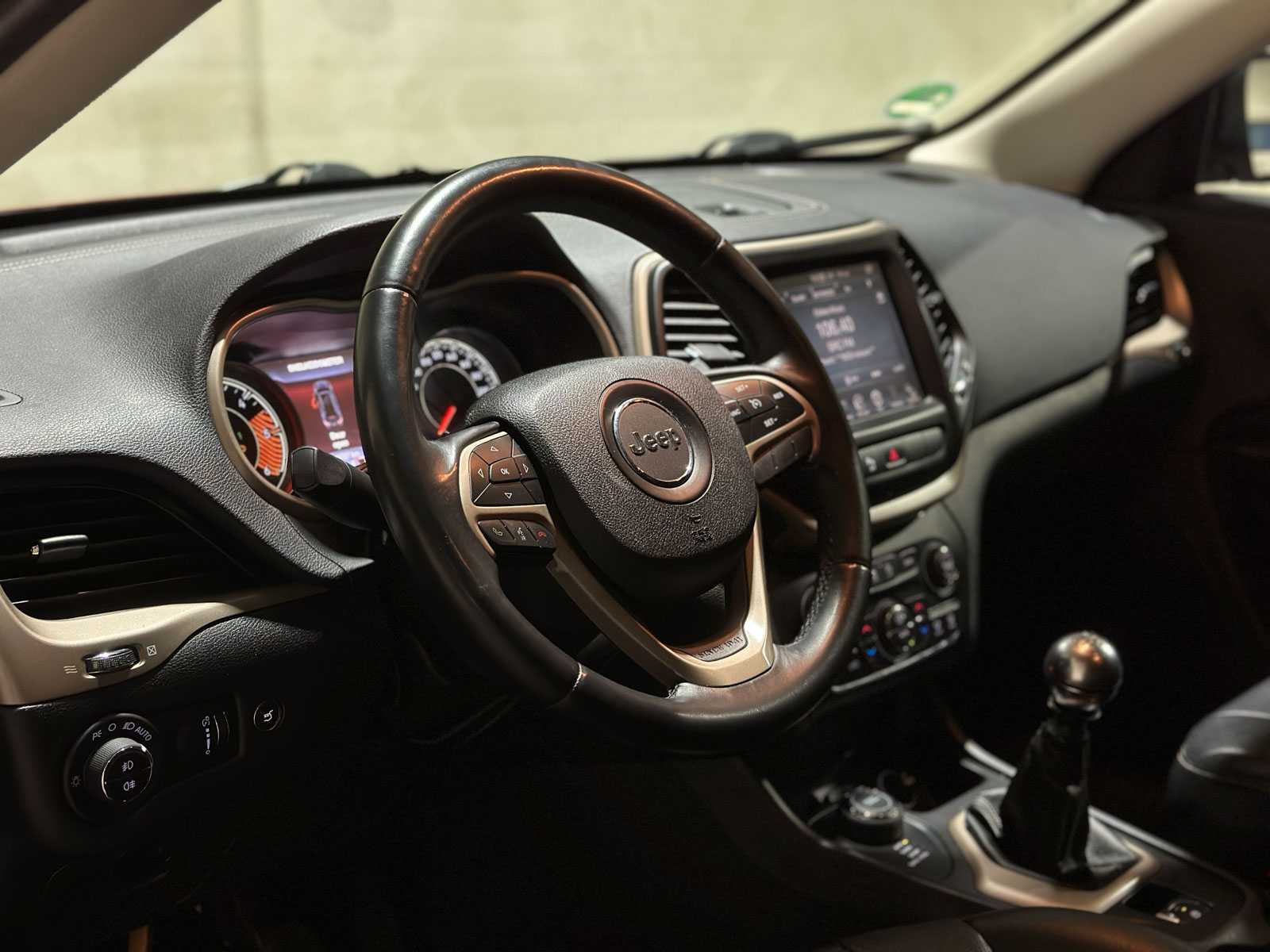 Jeep Cherokee 2.0 MultiJet Limited 4x4 140pk 2015 (Origineel-NL), VS-938-R Bedrijfswagen