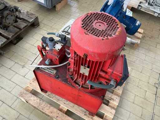 Materials and warehouse stocks