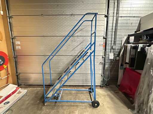 Escalier du quai mobile