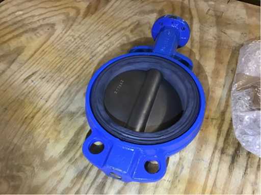 TVD–150–323 - Vari utensili (2x)