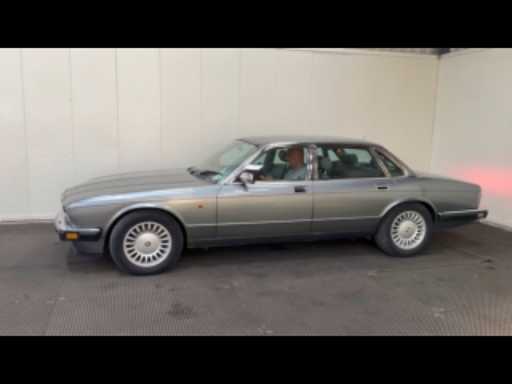 5a64c729-1f05-416d-bbb3-aa5a134eee81.mp4