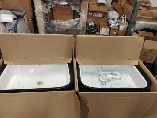 2x emaillierte Waschbecken