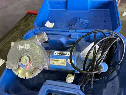 Fraiseuse à rainures murales Baier BDN 453