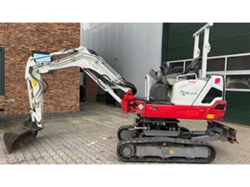 dcd836e3-bc6b-48b3-aa6a-55a5d3e18f2d.mp4