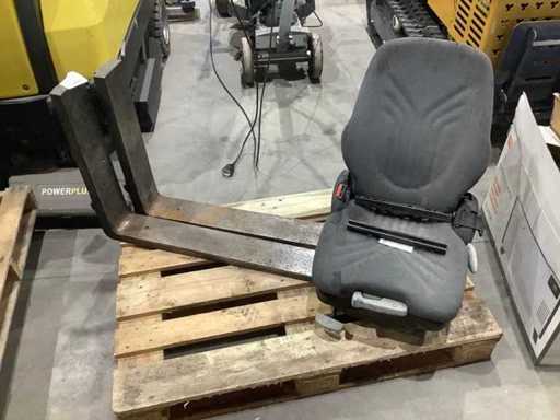 Gabelstaplersitz und Verlängerungslöffel