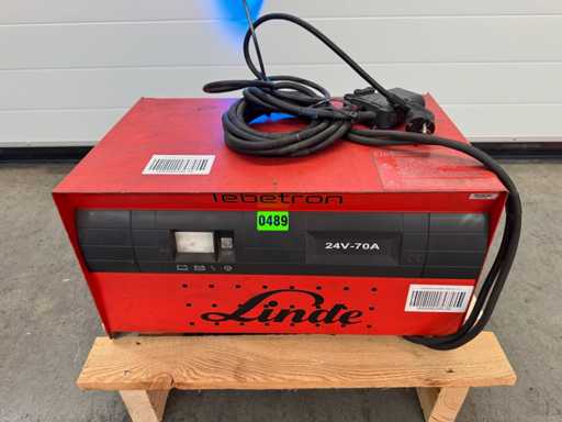 Benning Tebetron 24V 70A Forklift Pallet Truck Stacker Ant Charger