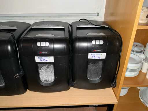 Zestaw REXEL z 2 niszczarek papieru